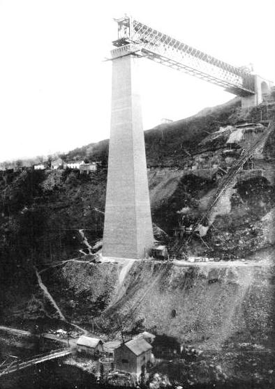 THE FIRST COMPLETE SPAN OF THE FADES VIADUCT