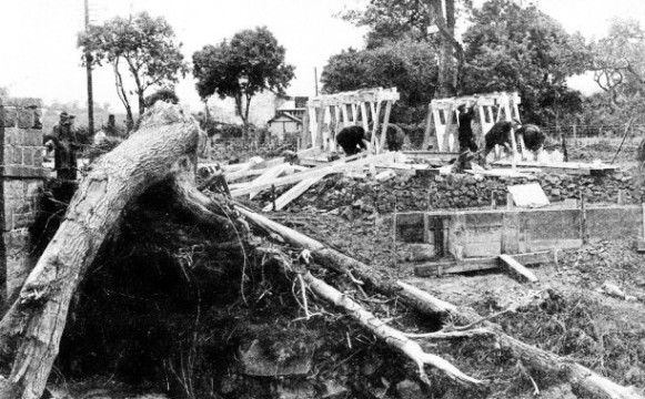 The damaged bridge at Dulas in 1936